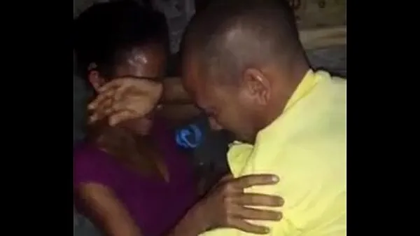 Video baru Ebony fuck with old man in the floor teratas