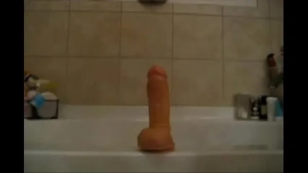 New Dildoing her Cunt in the Bathroom top Videos