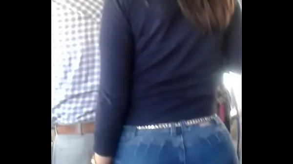 Nya rich buttocks on the bus toppvideor