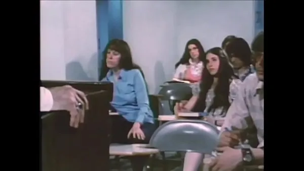 Nye Teenage Chearleader - 1974 topvideoer