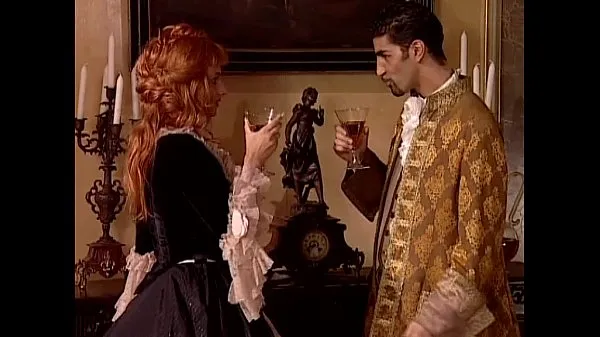 Nye Redhead noblewoman banged in historical dress toppvideoer