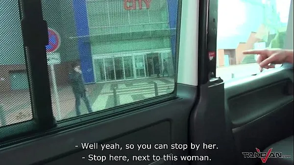 Novi Hungarian lazy beauty didnt want to leave the van after fuck najboljši videoposnetki