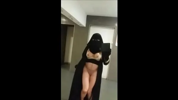 새로운 naked muslim under her niqab 인기 동영상
