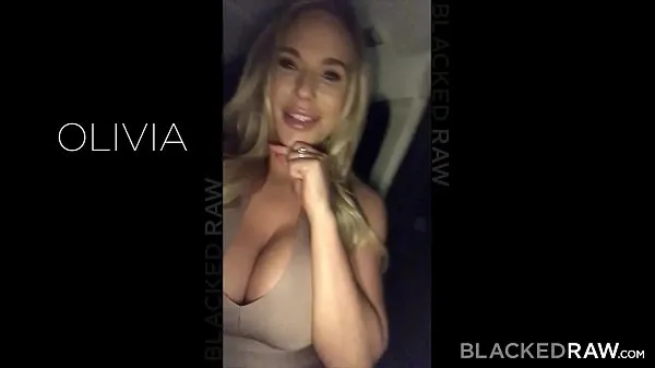 Video baru BLACKEDRAW Trophy wife fucks bbc in hotel and calls husband teratas