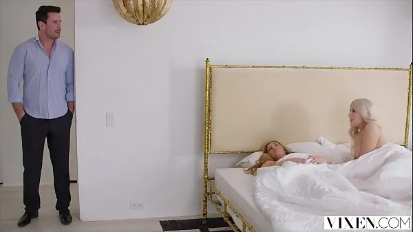 نئے VIXEN Two Curvy Roommates Seduce and Fuck Married Neighbor سرفہرست ویڈیوز