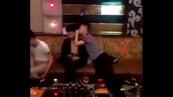 Nye Chinese boys in club topvideoer