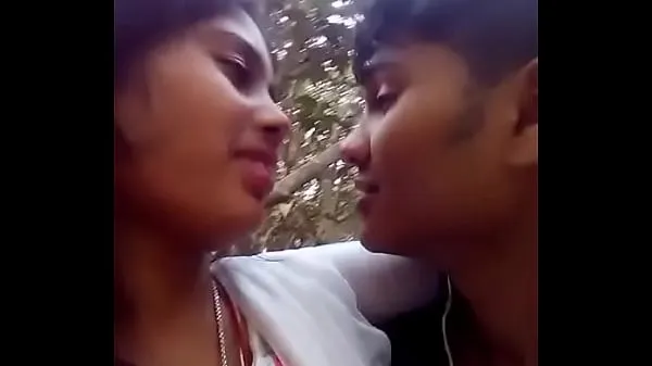 Nye Kissing toppvideoer
