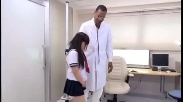 Video mới Small Risa Omomo Exam by giant Black doctor hàng đầu