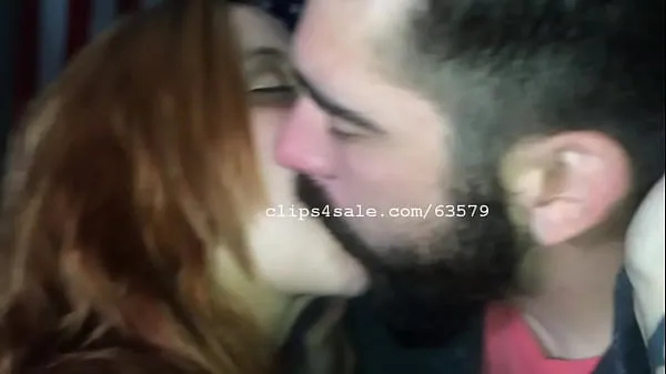 Aaron and Casey Kissing Video teratas baharu