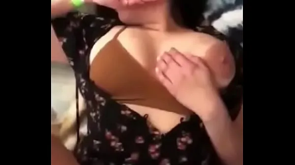 Nya teen girl get fucked hard by her boyfriend and screams from pleasure toppvideor