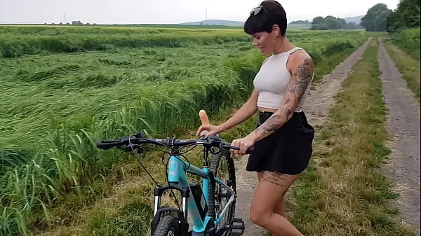 New Premiere! Bicycle fucked in public horny top Videos