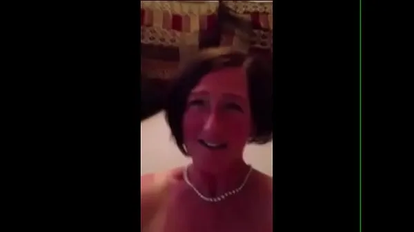Νέα Masturbating british granny κορυφαία βίντεο