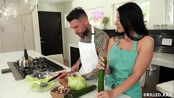 New Nelly Kent was so horny that she made her man stop making a meal so she could get her sexual needs pleased by having her asshole fucked hard top Videos