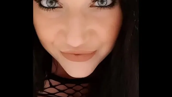 Nye up close and personal with harmony reigns stare deep into her pretty blue eyes and hear her sexy british accent toppvideoer