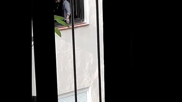 Naked neighbor on the balcony Video teratas baharu
