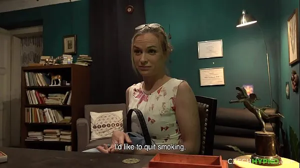 Novi Hot Married Czech Woman Cheating On Her Husband najboljši videoposnetki