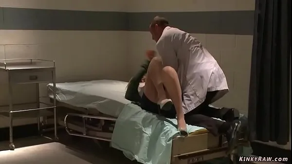 Új Blonde Mona Wales searches for help from doctor Mr Pete who turns the table and rough fucks her deep pussy with big cock in Psycho Ward legnépszerűbb videók