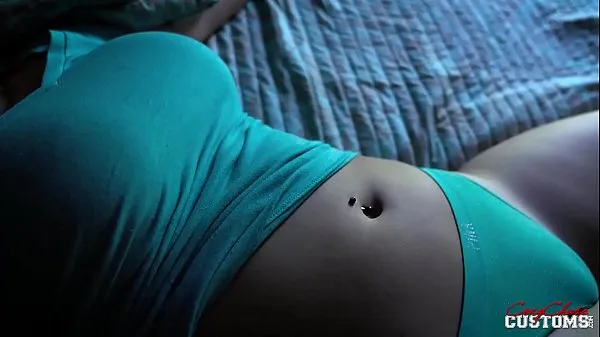 Νέα My Step-Daughter with Huge Tits - Vanessa Cage κορυφαία βίντεο