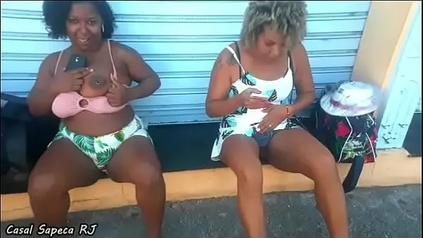 EXHIBITIONISM IN THE STREETS OF RIO DE JANEIROأهم مقاطع الفيديو الجديدة