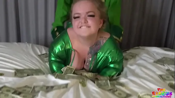 新Fucking a Leprechaun on Saint Patrick’s day热门视频