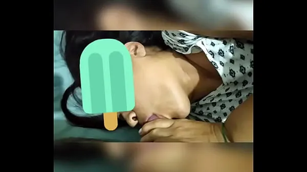 Video baru She sucks hot my rolls wanting to taste another teratas