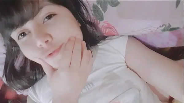 Novi Virgin teen girl masturbating - Hana Lily najboljši videoposnetki