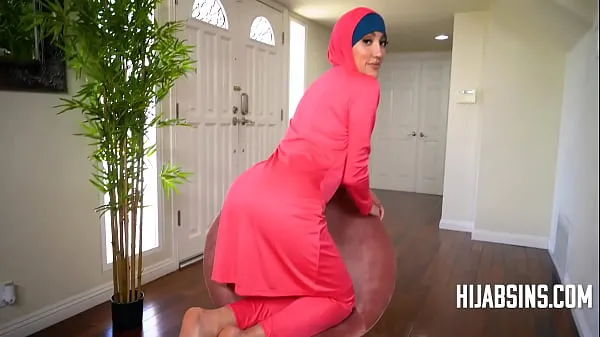 Nye House Of Haram With Teen In Hijab toppvideoer