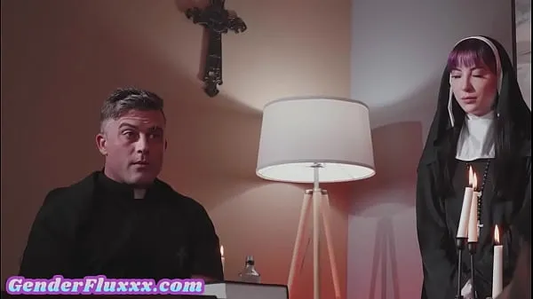 ใหม่ Religious sub sucking priest cock in duo after church วิดีโอยอดนิยม