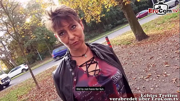 Mature dark haired german Granny pick up for a pov fuck outdoor Video teratas baharu