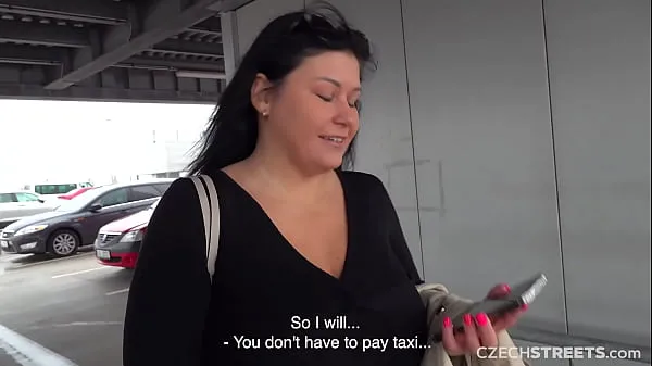 Novi CzechStreets - Busty Milf Gets Her Ass Fucked In Front Of A Supermarket najboljši videoposnetki