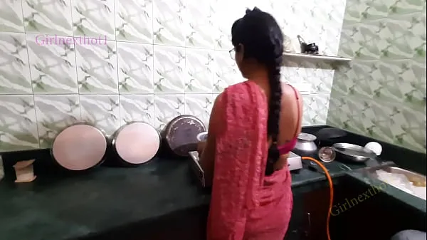 New Indian Bhabi Fucked in Kitchen by Devar - Bhabi in Red Saree top Videos