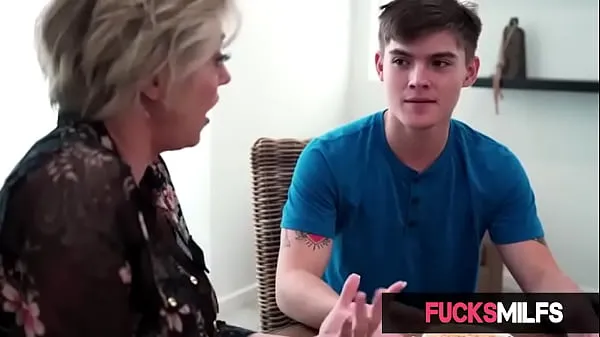 Video mới Dee Williams is concerned about her stepson Tyler Cruise, who can’t seem to meet any girls independently hàng đầu
