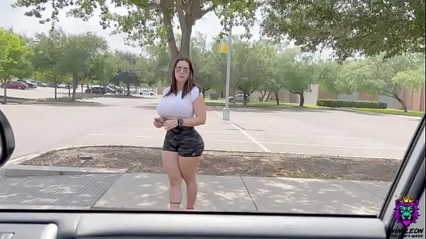 Novi Chubby latina with big boobs got into the car and offered sex deutsch najboljši videoposnetki