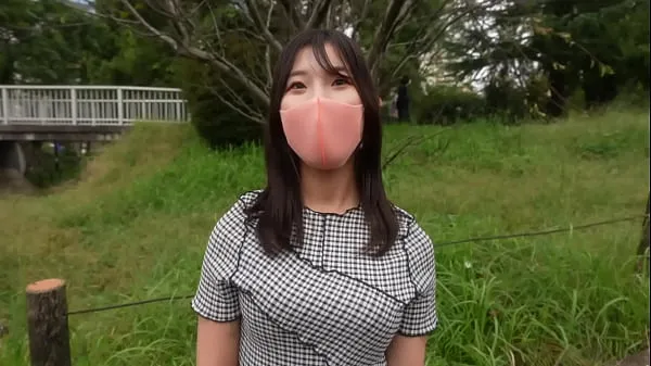 Kyushu girl" "G cup" "21 years old" "Outstanding style of constriction busty Video teratas baharu