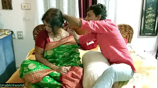 Νέα Indian Beautiful new Wife shared by Impotent Husband! Fuck my Wife κορυφαία βίντεο