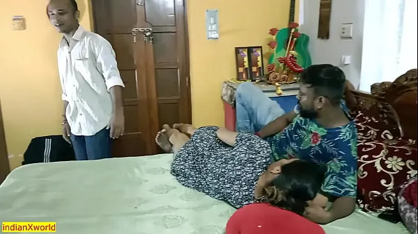 新しいインドのボスはクリスマスの日の贈り物を手に入れました!セックスを共有するホットな妻トップビデオ