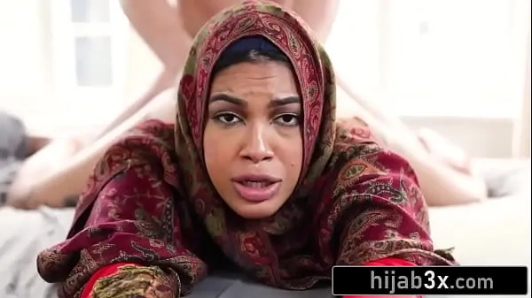 Nieuwe Muslim Stepsister Takes Sex Lessons From Her Stepbrother (Maya Farrell topvideo's