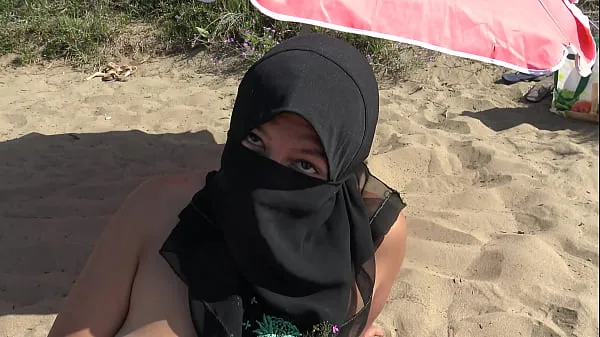 Nye Arab milf enjoys hardcore sex on the beach in France topvideoer