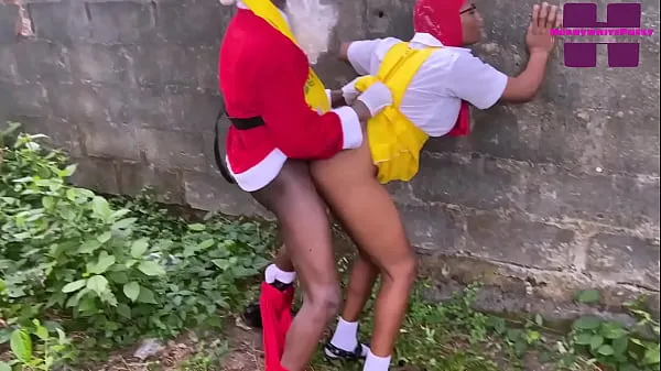 New SANTA GAVE THE GIRL IN HIJAB SWEET AND SHE GAVE HIM PUSSY AS GIFT ALSO. PLEASE SUBSCRIBE TO RED top Videos